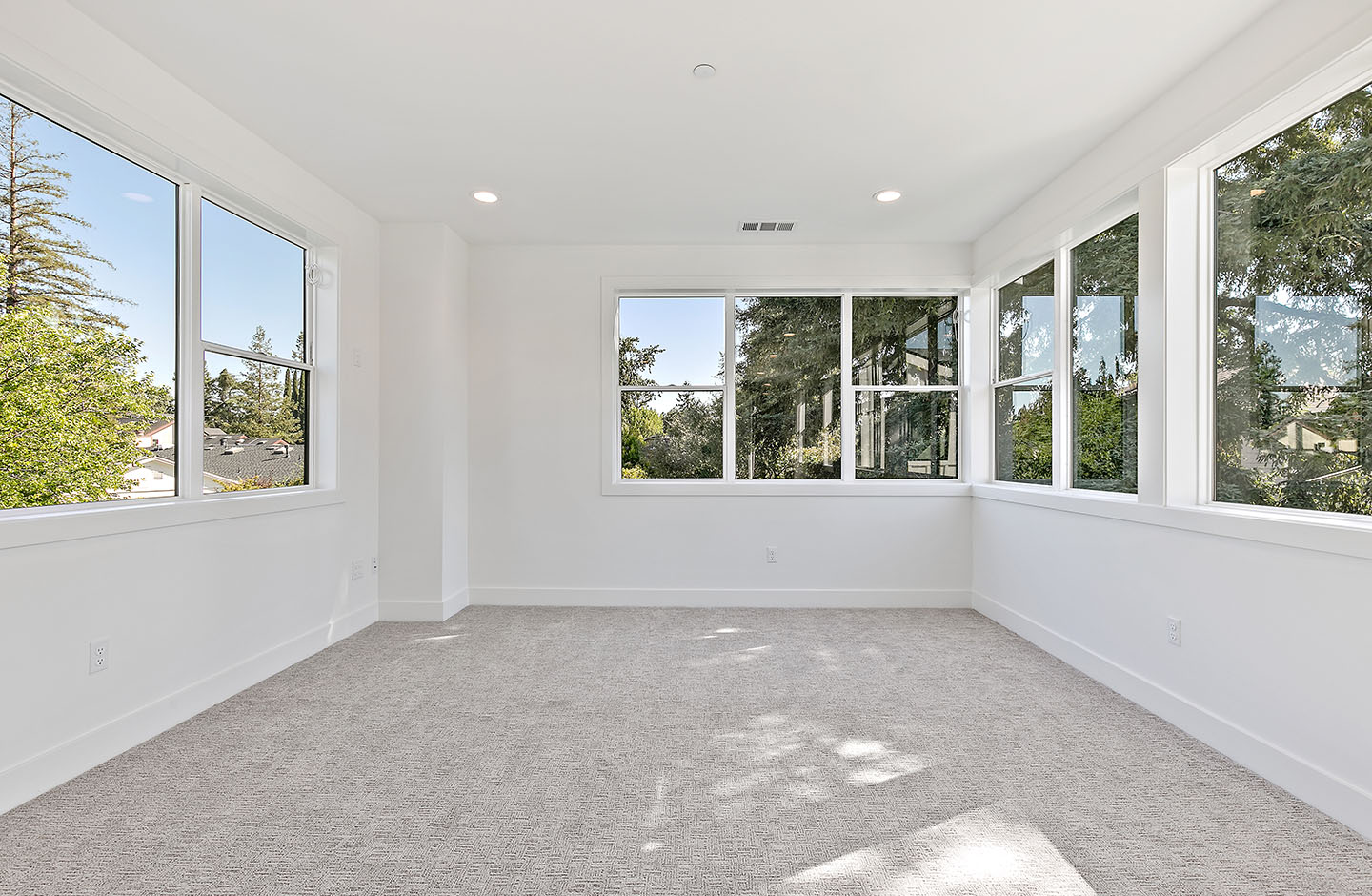 388 Sequoia Avenue Home, Image 47